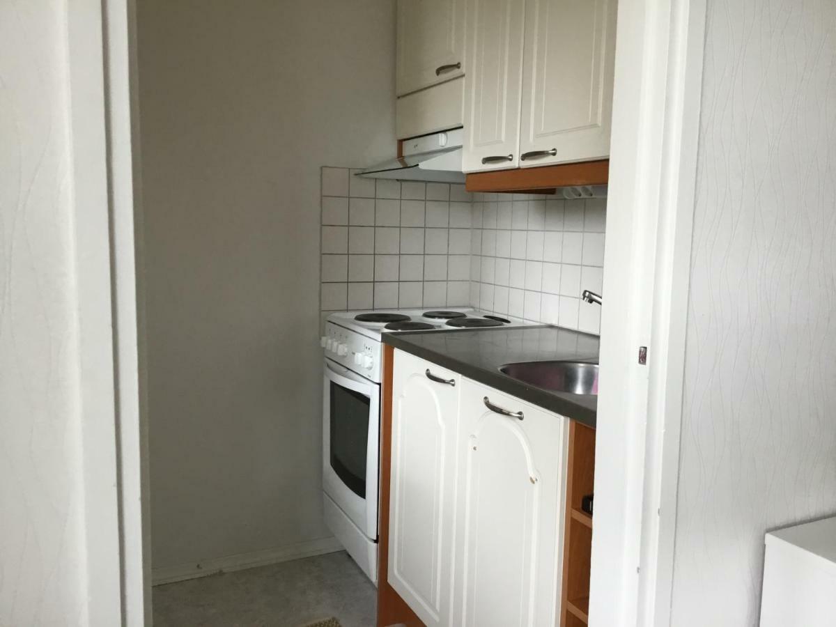 Yksioe Uudenmaankatu Hyvinkaa Exterior photo
